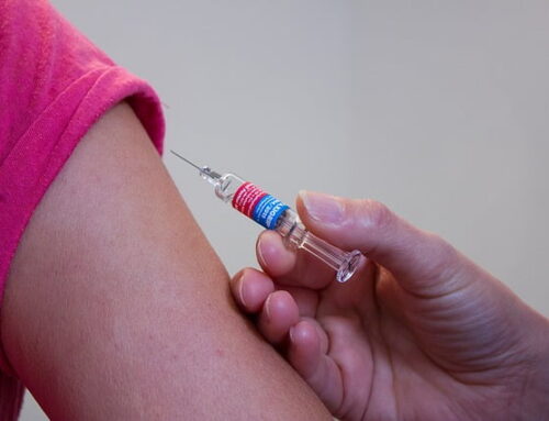 Campagna vaccinazione anti-influenzale e anti-Covid 2024: ecco sedi e orari Asl