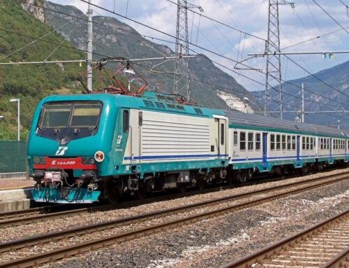 Treni da e per Milano soppressi o con enormi ritardi: l’allarme dai Pendolari Novesi