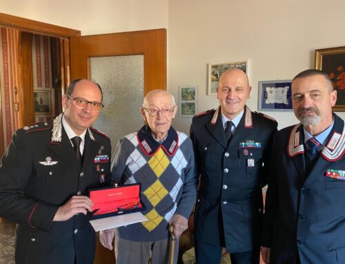 I Carabinieri festeggiano a Novi i 101 anni di Natale Toccalino, un secolo di fedeltà all’Arma