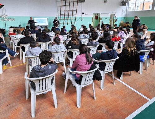 Cultura della legalità: i Carabinieri hanno incontrato gli studenti di Cassano