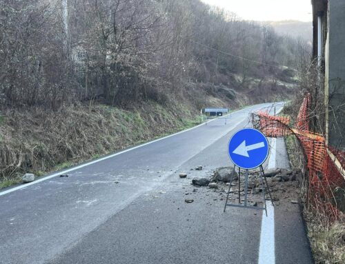 Chiusa a Voltaggio la sp160 per il crollo della ex cartiera